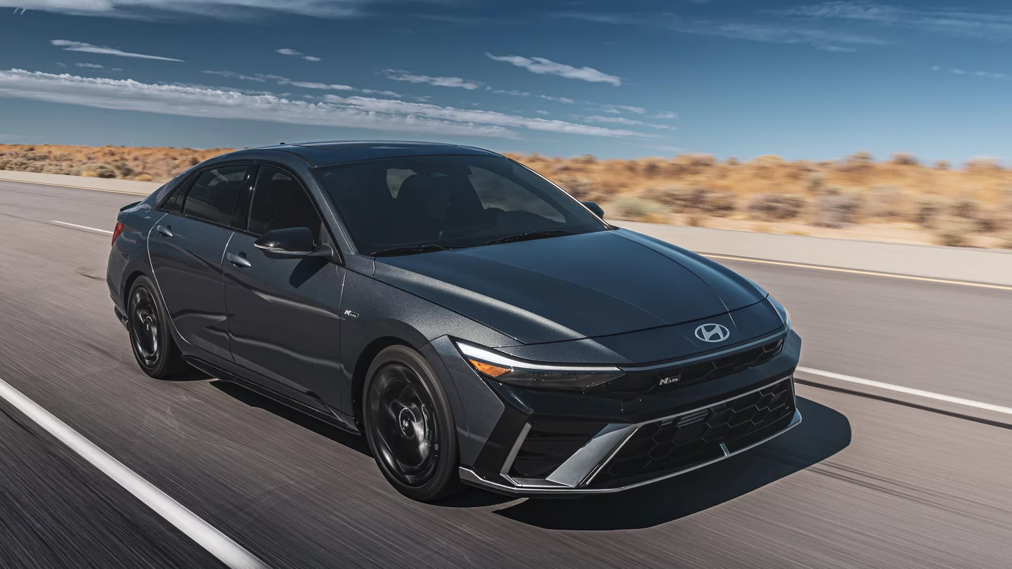 Hyundai Elantra 1.5L IVT 2025